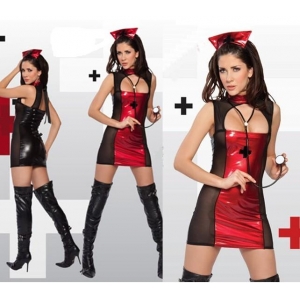 Costume l'infimi&egrave;re avec toque