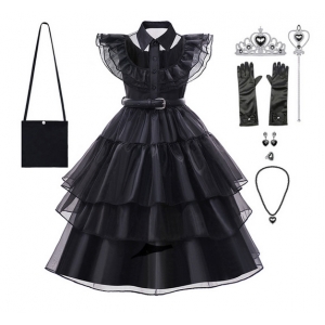 Costume Mercredi avec le sac et la parure de bijoux pour fille