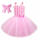 Costume barbie robe et le chapeau vichy rose avec bijoux pour fille