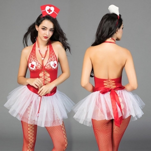 Costume l'infimi&egrave;re avec st&eacute;thoscope